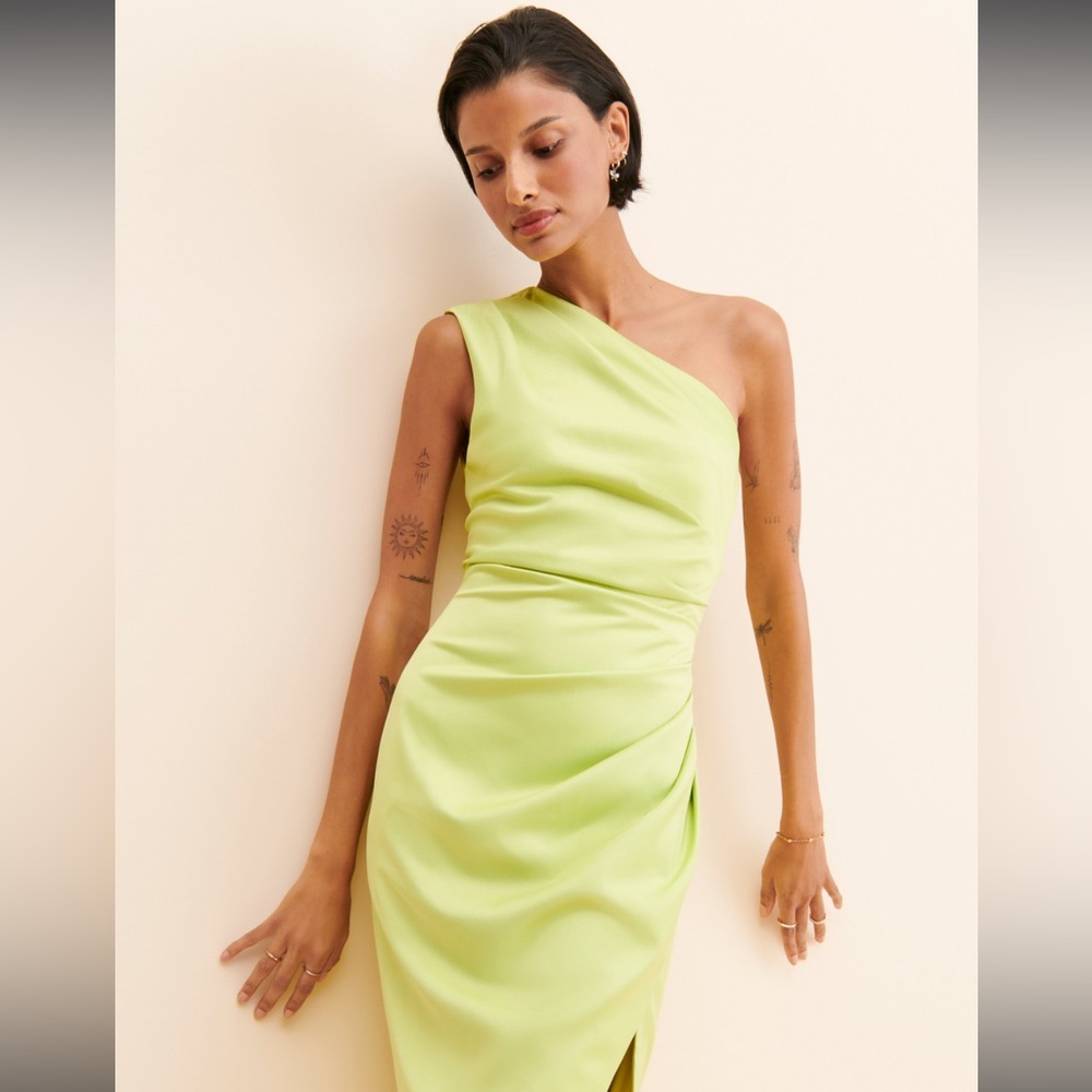 Elliatt Cassini One Shoulder Dress